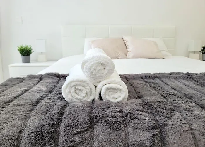 Apartment Palma - Central & Cozy With Free Private Parking